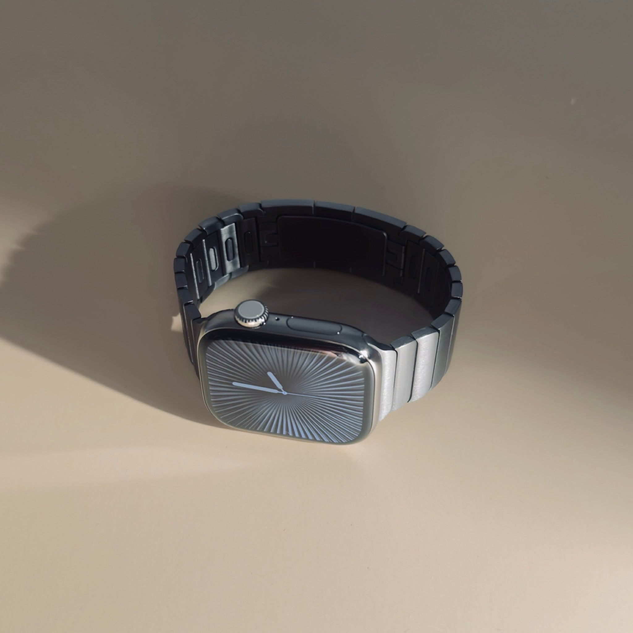 Single Tour Deployment Buckle